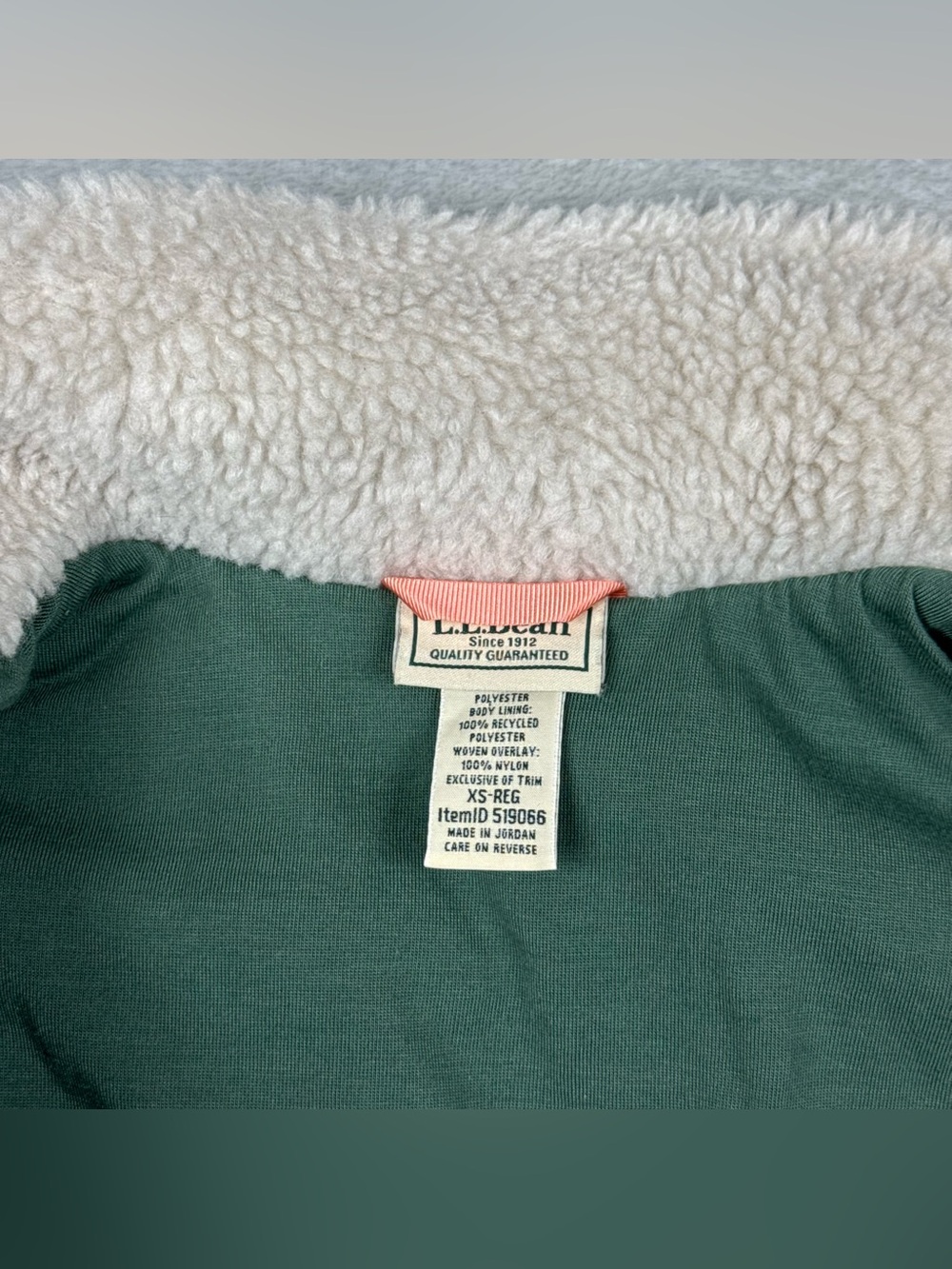 L.L.Bean Sz XS Fleece Vest Women Bean's Sherpa Zip Up Green Coral Trim Pockets - Picture 6 of 9